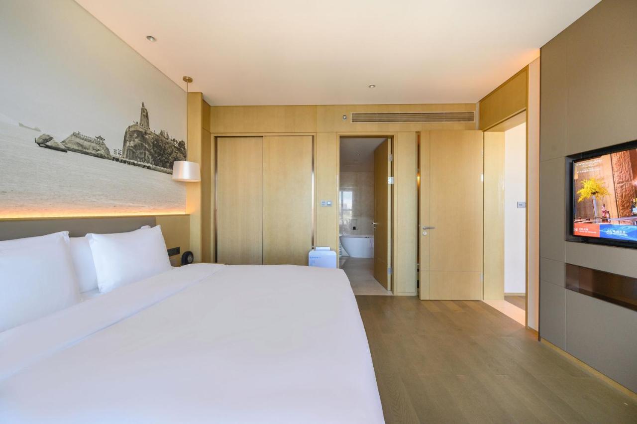 Hotel Wyndham Grand Plaza Royale Yuzhou Xiamen Wuyuan Bay Extérieur photo