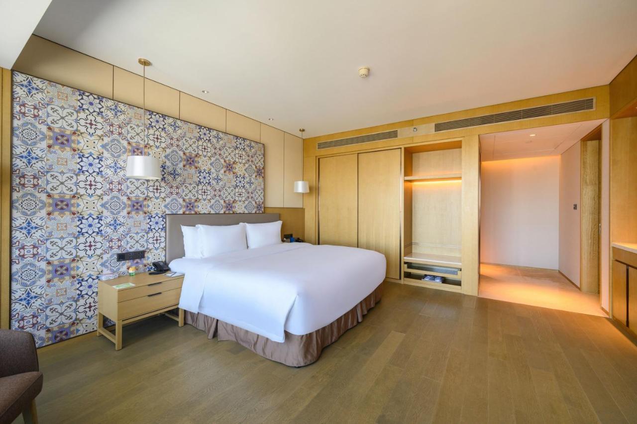 Hotel Wyndham Grand Plaza Royale Yuzhou Xiamen Wuyuan Bay Extérieur photo