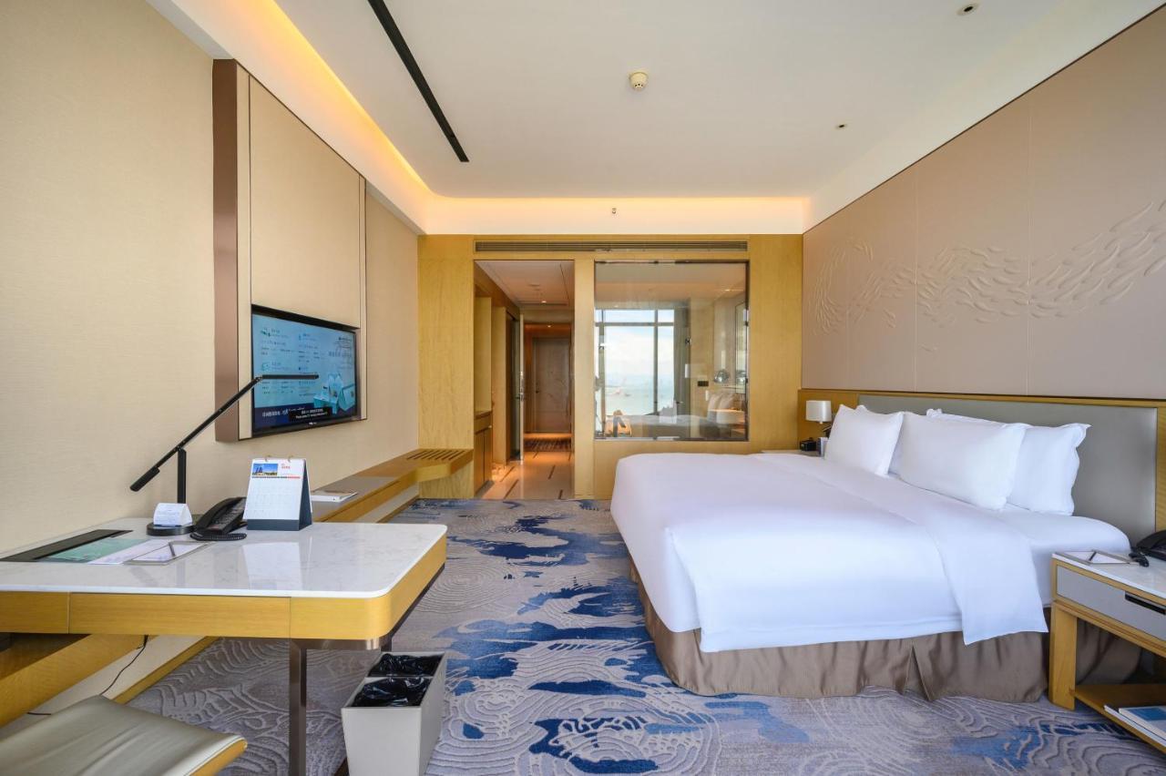Hotel Wyndham Grand Plaza Royale Yuzhou Xiamen Wuyuan Bay Extérieur photo