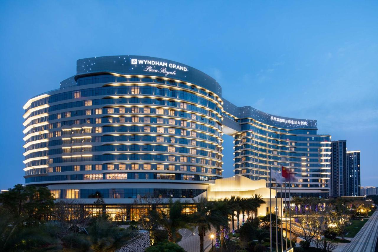 Hotel Wyndham Grand Plaza Royale Yuzhou Xiamen Wuyuan Bay Extérieur photo