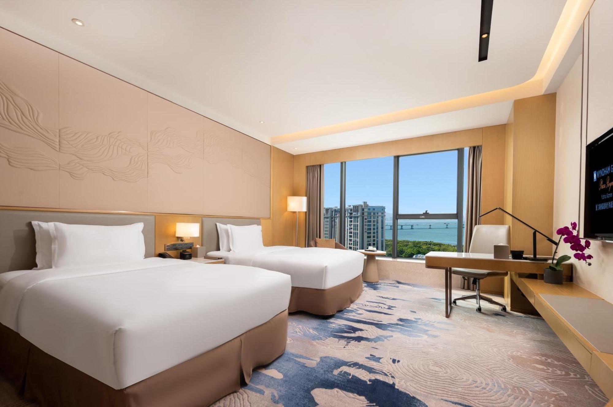 Hotel Wyndham Grand Plaza Royale Yuzhou Xiamen Wuyuan Bay Extérieur photo