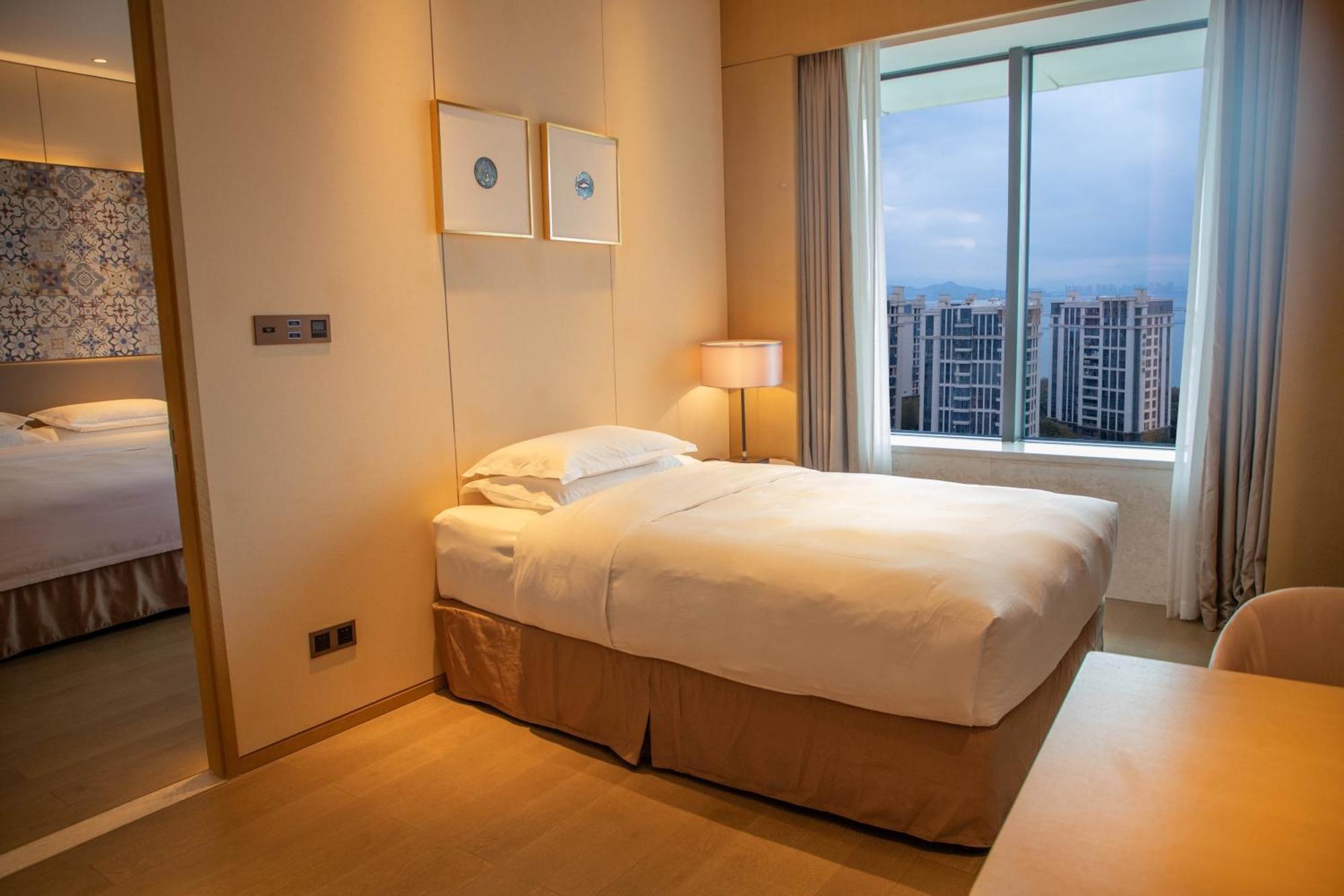 Hotel Wyndham Grand Plaza Royale Yuzhou Xiamen Wuyuan Bay Extérieur photo