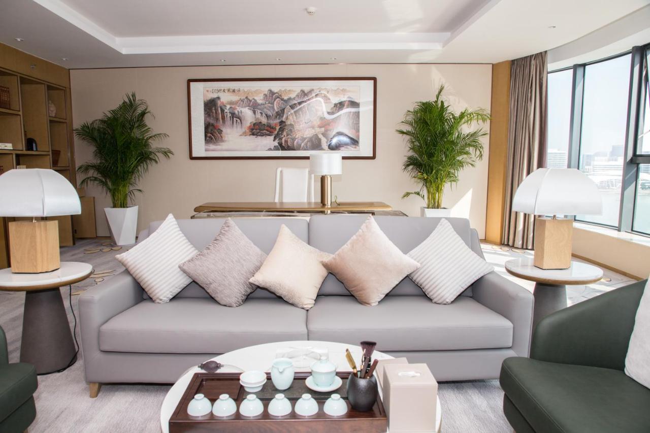 Hotel Wyndham Grand Plaza Royale Yuzhou Xiamen Wuyuan Bay Extérieur photo